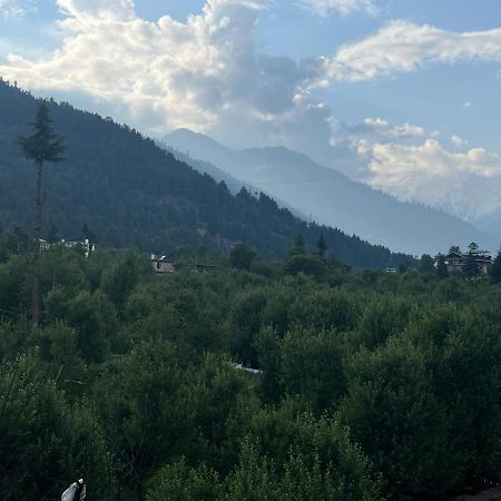 Hotel Mountain Majesty! Top-Rated Luxury Stay Amid Snowcapped Mountains With Balcony And Riverside Calm Manāli Eksteriør bilde