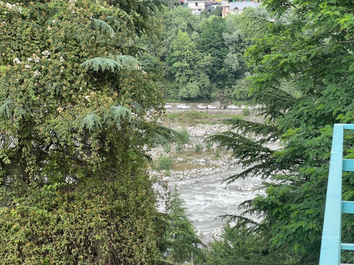 Hotel Mountain Majesty! Top-Rated Luxury Stay Amid Snowcapped Mountains With Balcony And Riverside Calm Manāli Eksteriør bilde