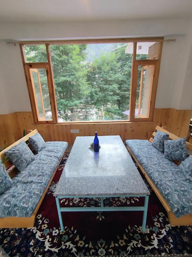 Hotel Mountain Majesty! Top-Rated Luxury Stay Amid Snowcapped Mountains With Balcony And Riverside Calm Manāli Eksteriør bilde