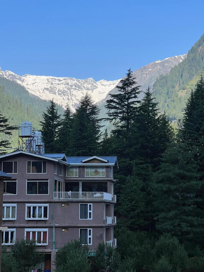 Hotel Mountain Majesty! Top-Rated Luxury Stay Amid Snowcapped Mountains With Balcony And Riverside Calm Manāli Eksteriør bilde