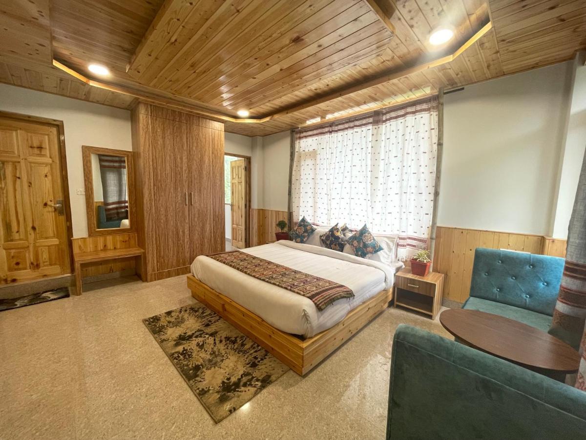Hotel Mountain Majesty! Top-Rated Luxury Stay Amid Snowcapped Mountains With Balcony And Riverside Calm Manāli Eksteriør bilde