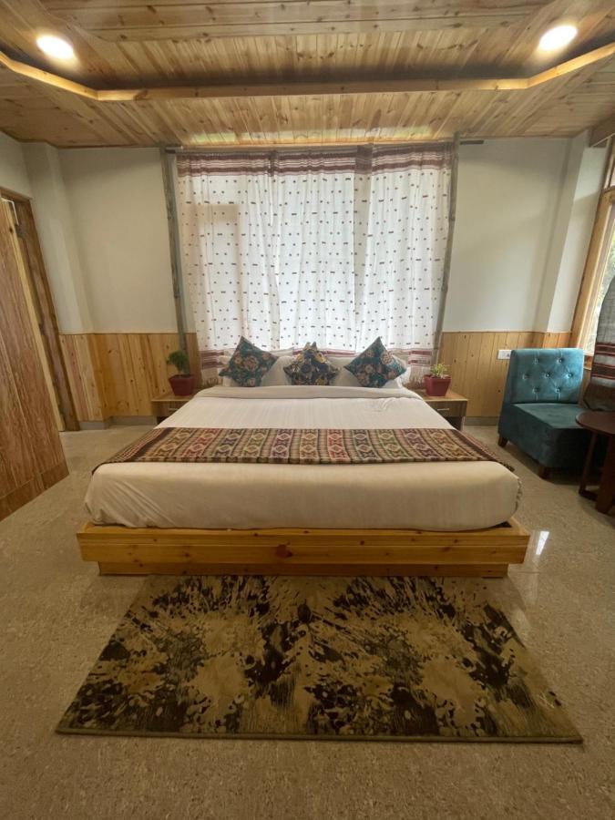 Hotel Mountain Majesty! Top-Rated Luxury Stay Amid Snowcapped Mountains With Balcony And Riverside Calm Manāli Eksteriør bilde