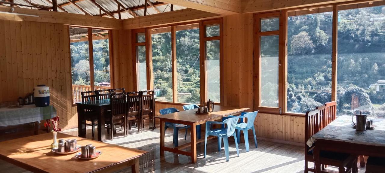 Hotel Mountain Majesty! Top-Rated Luxury Stay Amid Snowcapped Mountains With Balcony And Riverside Calm Manāli Eksteriør bilde